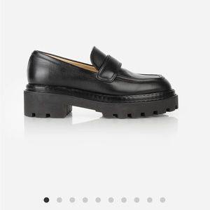 LIKE NEW Poppy Barley Replay Loafer